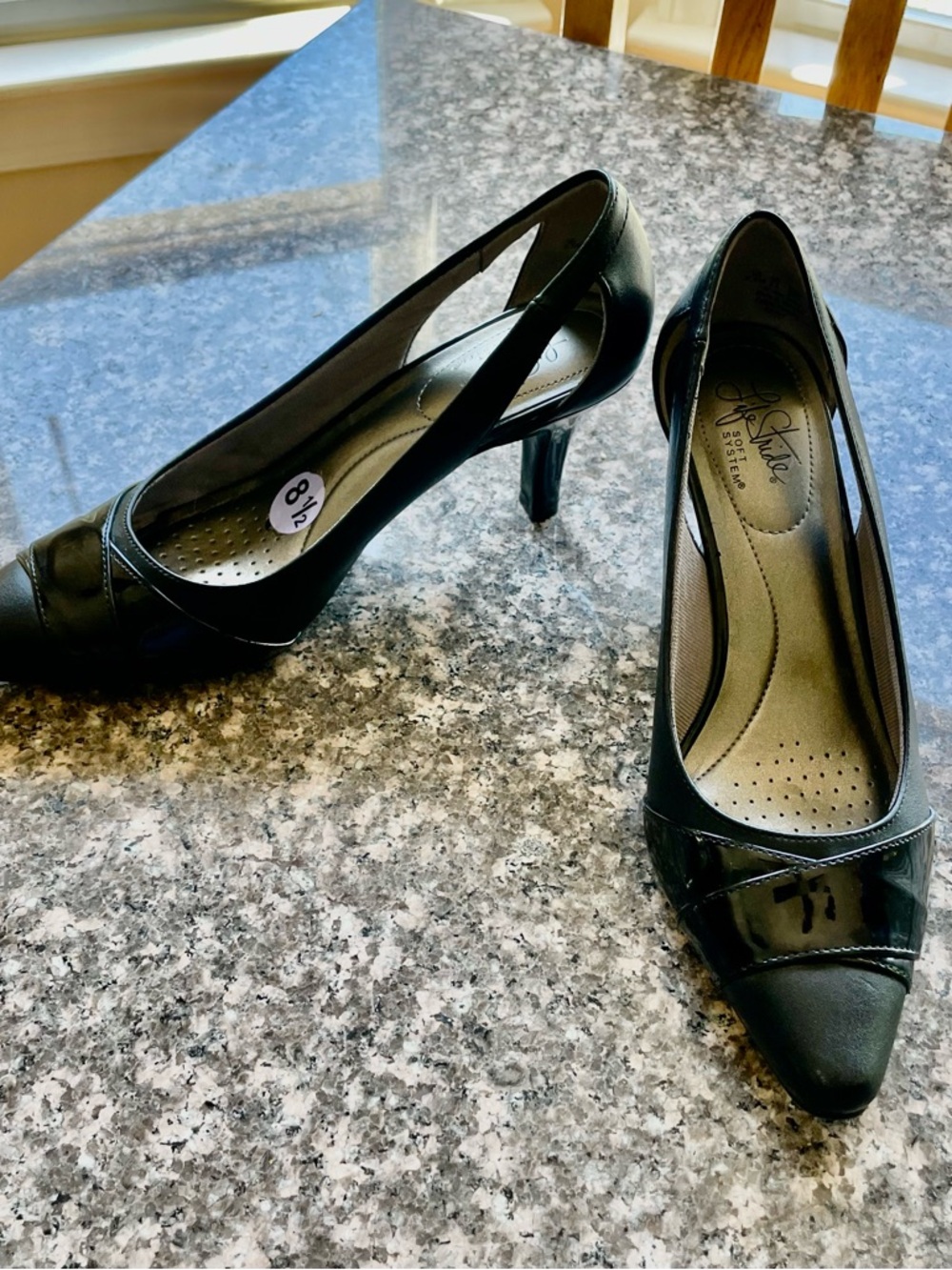 Life Stride Soft System Kathy Heeled Pump 8.5M